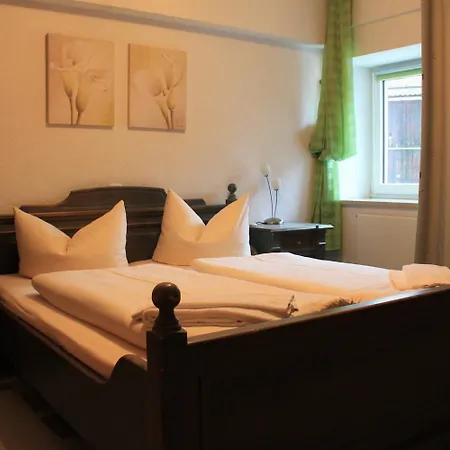 Fuchsbau Hotel 2*