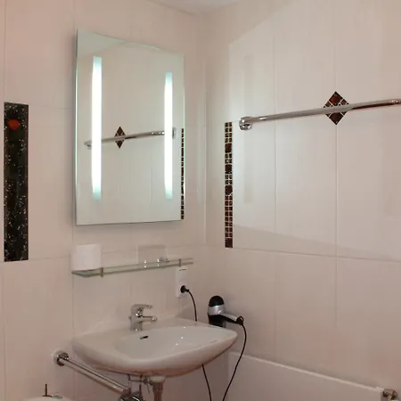 Ξενοδοχείο Fuchsbau 2*